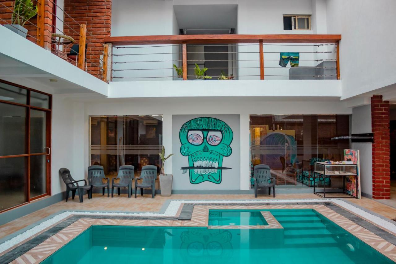 Surf & Party Weligama Hostel Luaran gambar