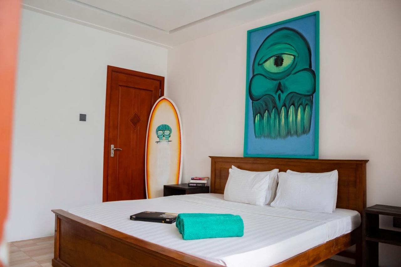 Surf & Party Weligama Hostel Luaran gambar