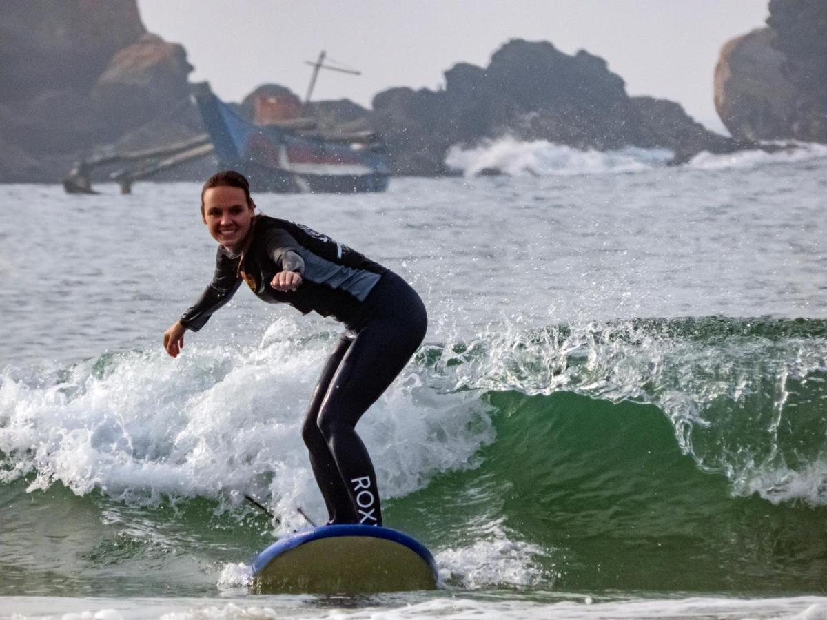 Surf & Party Weligama Hostel Luaran gambar