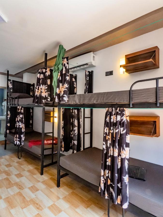 Surf & Party Weligama Hostel Luaran gambar
